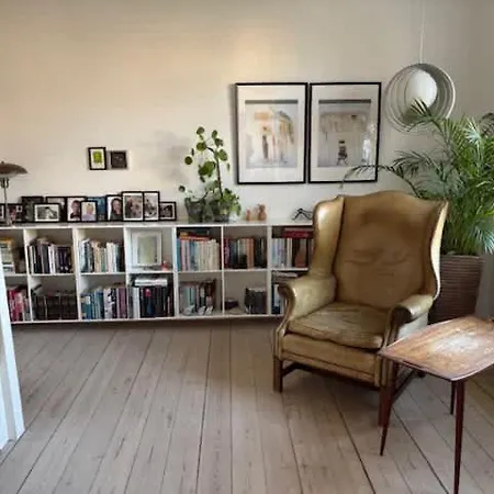 Charming - 5 Min From C * Århus