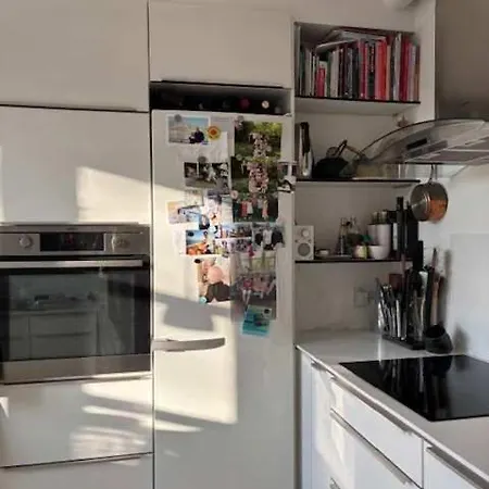 Charming - 5 Min From C Apartment *